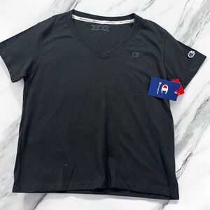 Champion
Women's Relaxed V-Neck T-Shirt